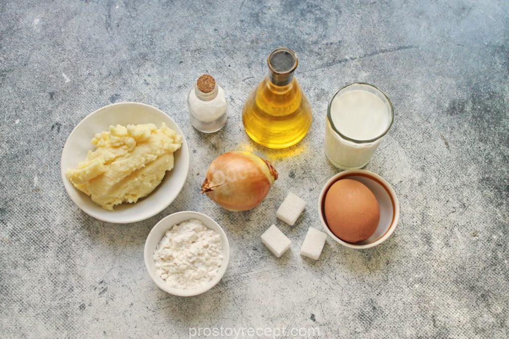 Готовим наши волшебные картофельные блинчики! Возьмите готовое картофельное пюре –