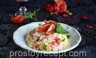 Салат с куриной грудкой сыром и помидорами Шаг 9 - «Салат с куриной грудкой сыром и помидорами»