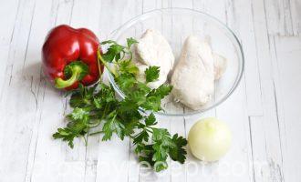 Салат с курицей и болгарским перцем Шаг 1 - «Салат с курицей и болгарским перцем»