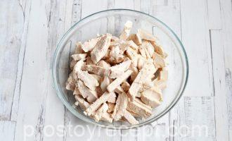 Салат с курицей и болгарским перцем Шаг 2 - «Салат с курицей и болгарским перцем»