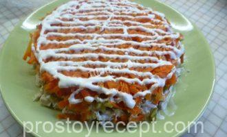 Салат Подарок с курицей и маринованными шампиньонами Шаг 11 - «Салат Подарок с курицей и маринованными шампиньонами»