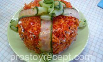 Шаг 16 - «Салат Подарок с курицей и маринованными шампиньонами»