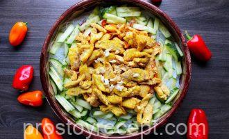 Шаг 10 - «Салат с фунчозой и курицей»