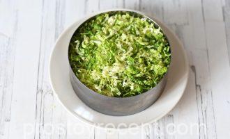 Шаг 16 - «Салат с копченой курицей, ананасом сыром и кукурузой»