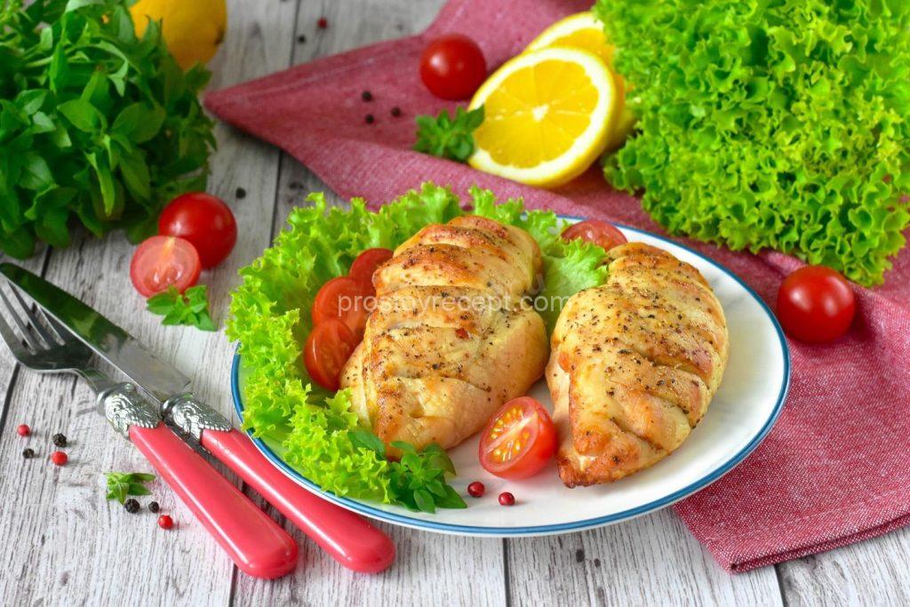 И вот, наше сочное куриное филе, нежно приготовленное аэрогрилем, готово!