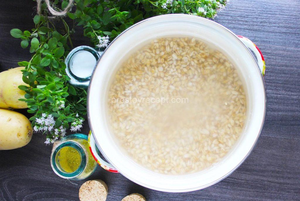 Теперь настало время заняться нашей перловкой – основой насыщенного вкуса