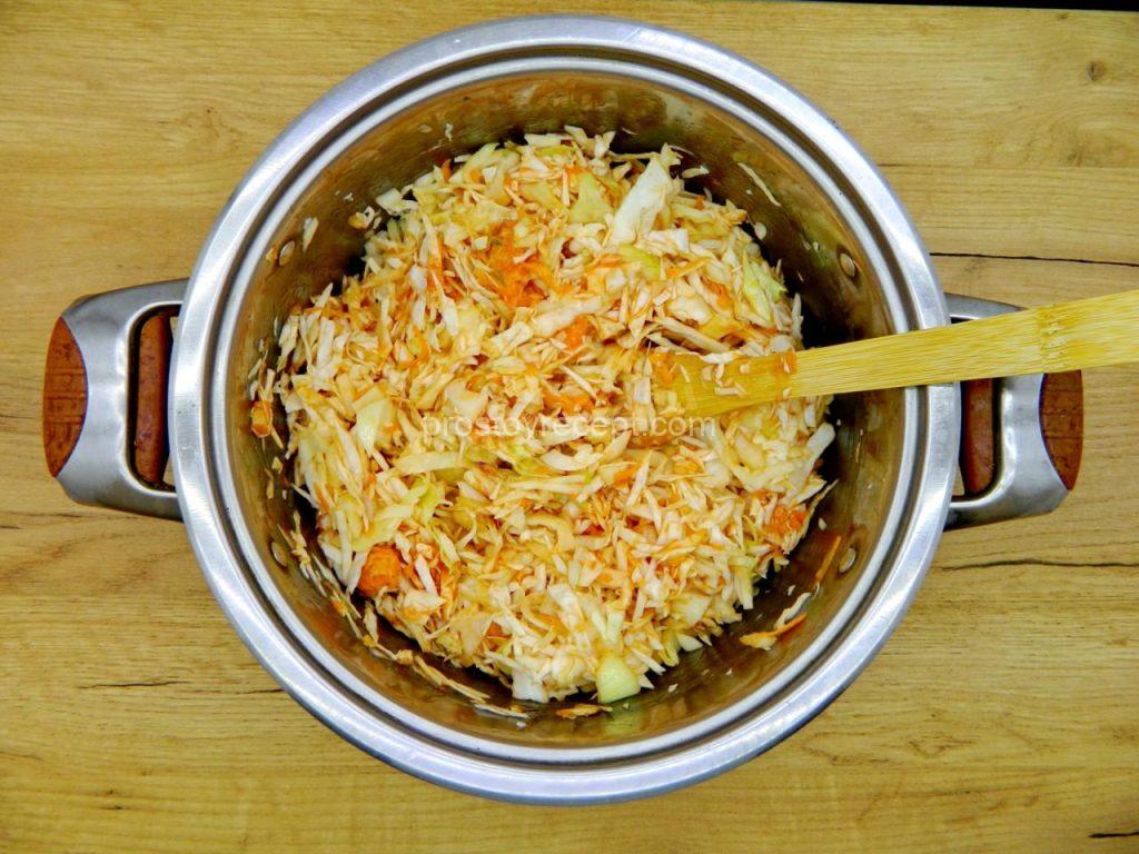 Теперь, когда все ингредиенты соединились в ароматном танце вкусов, доведите