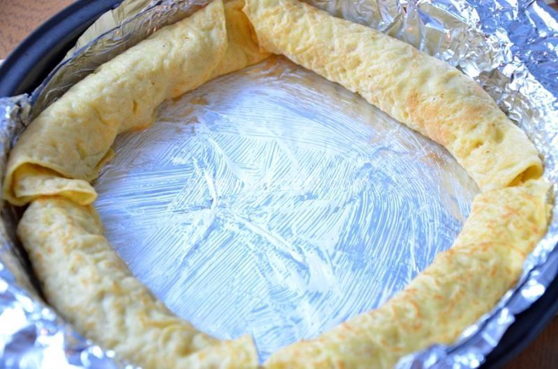 Блинный пирог с курицей и грибами Улитка