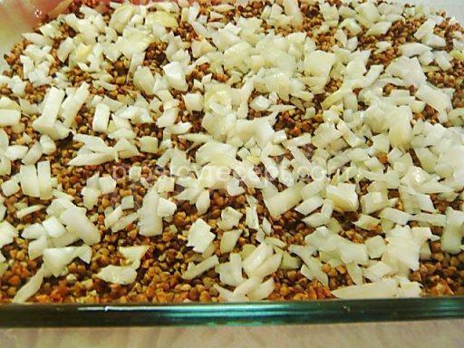 Окорочка с гречкой сыром сметаной в духовке