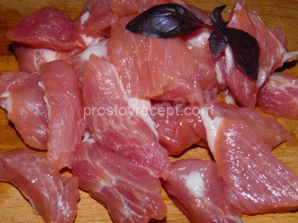 Квашеная капуста с мясом в мультиварке