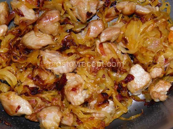 Квашеная капуста с мясом в мультиварке