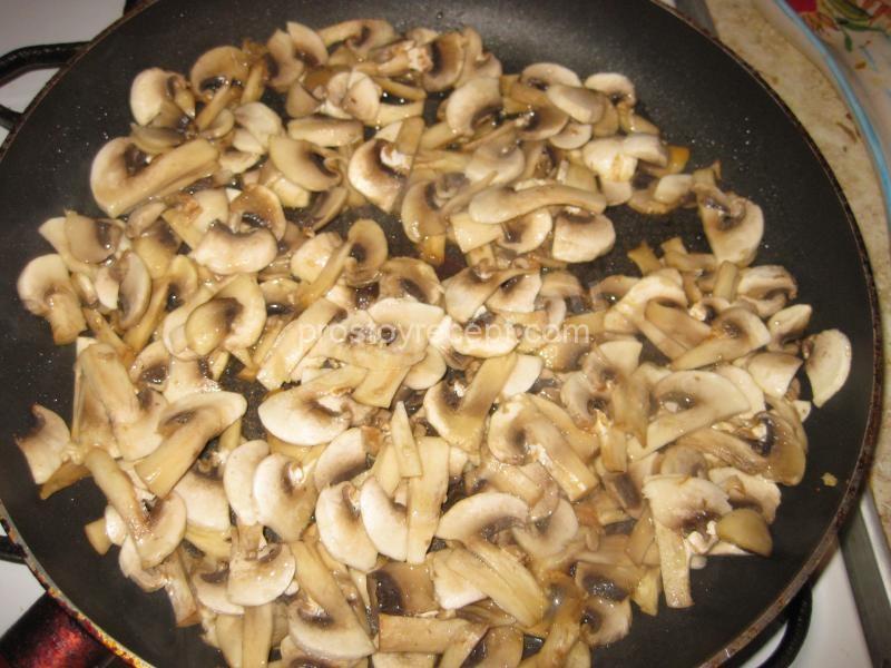 Миш-маш с шампиньонами