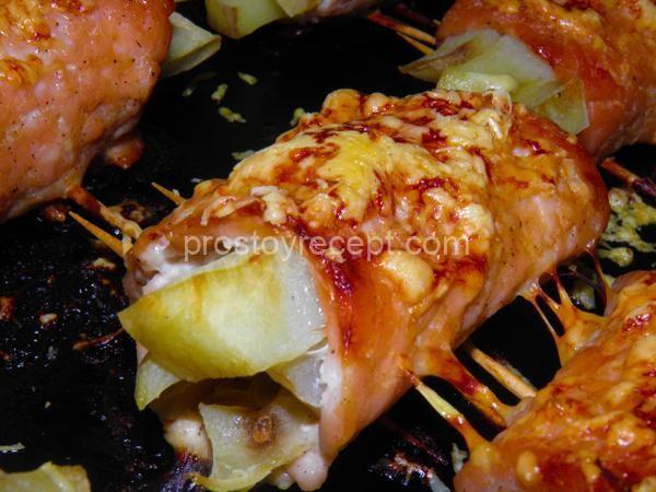 Свиные отбивные рулетики с начинкой из картофеля
