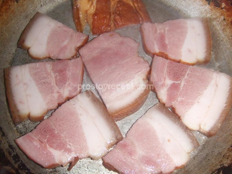 Паста с сыром и беконом