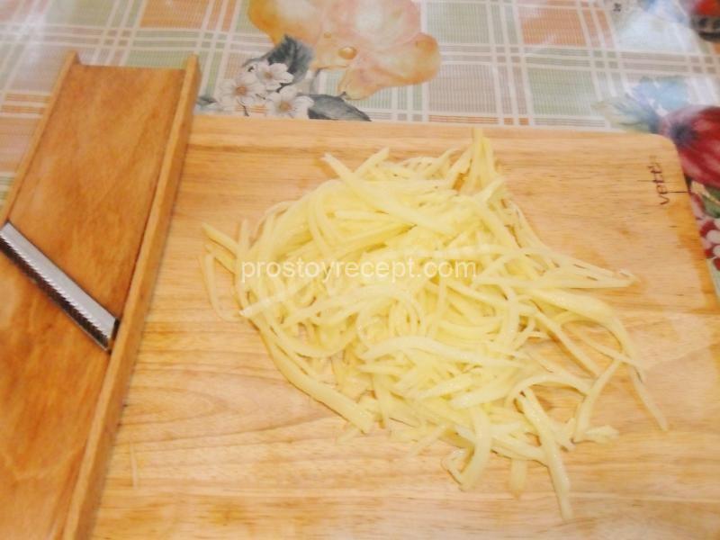 Салат Королевский с курицей и кукурузой