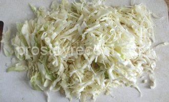 Шарлотка с капустой в духовке - Шаг 1