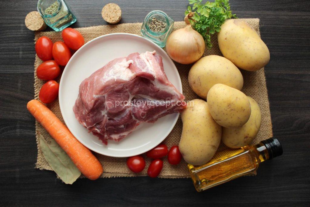 Как потушить картошку с овощами и мясом? Подготовьте продукты по